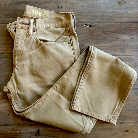 Gap Slim Fit Tan Jeans - Picture 2 of 4